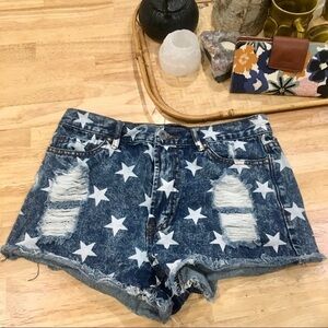 Distressed CUT OFF  Stars high rise shorts. SIZE 5